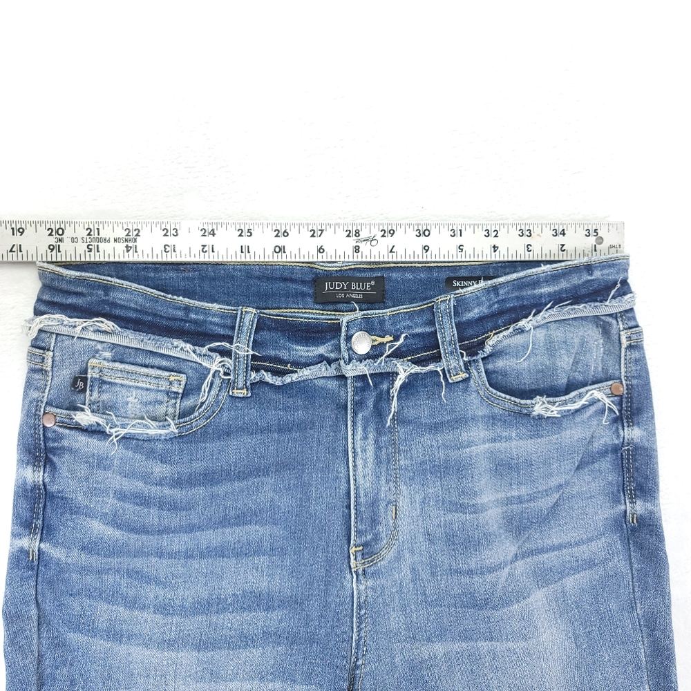 Judy Blue Jeans Size 15/32 Womens Slim Fit Skinny Medium Wash Blue Denim - Picture 8 of 10
